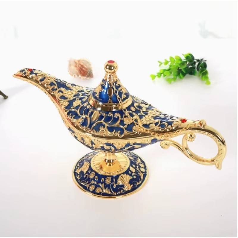 Collectible Vintage Lamps - Vintage Magical Legend Aladdin Genie Lamp