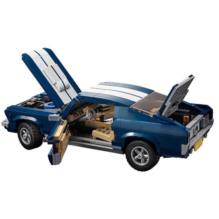 Blue Retro Coupe Car DIY Assem - Vintage Collectible Model Cars recension och pris