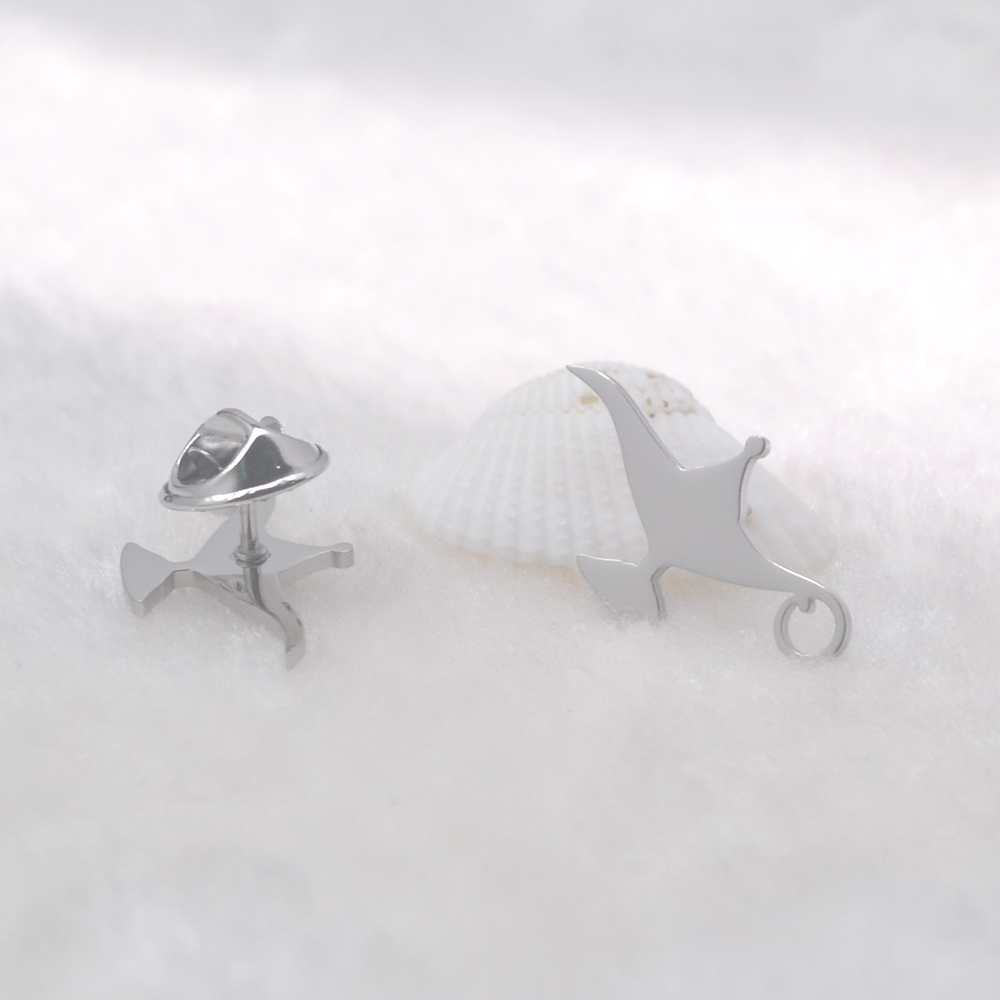 Metal Aladdin Lamp Brooch  Vin - Collectible Vintage Lamps recension och pris