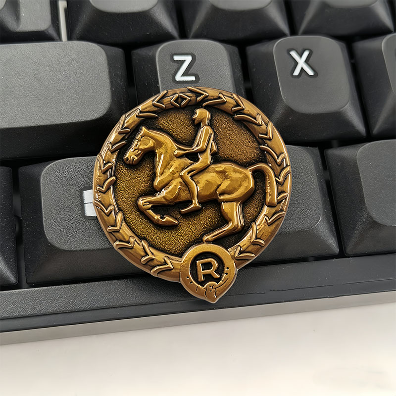 German Young Horseman Badge Ge - Vintage Collectible Jewelry recension och pris